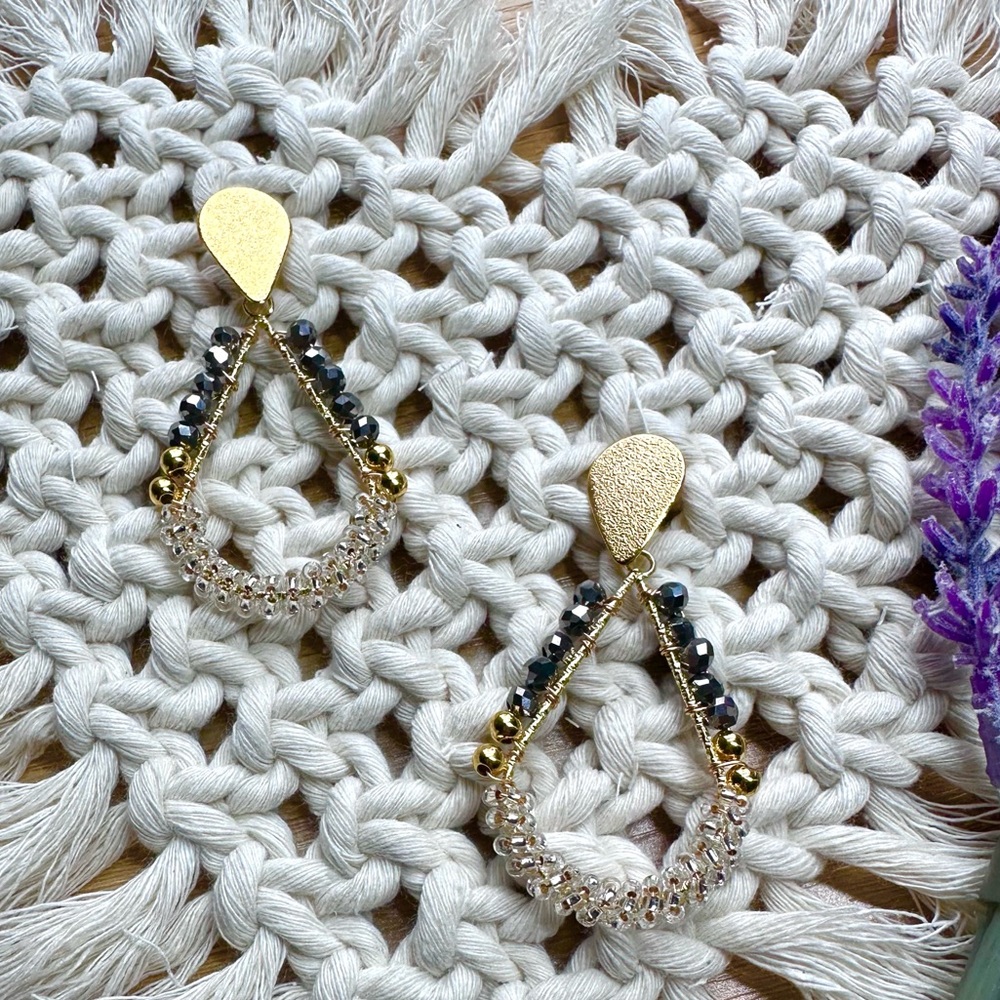 Elegant Gold and Black Teardrop Earrings